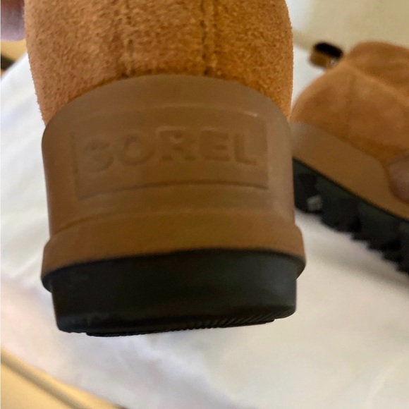 Sorel Tan Suede Chelsea Ankle Booties - Picture 5 of 10